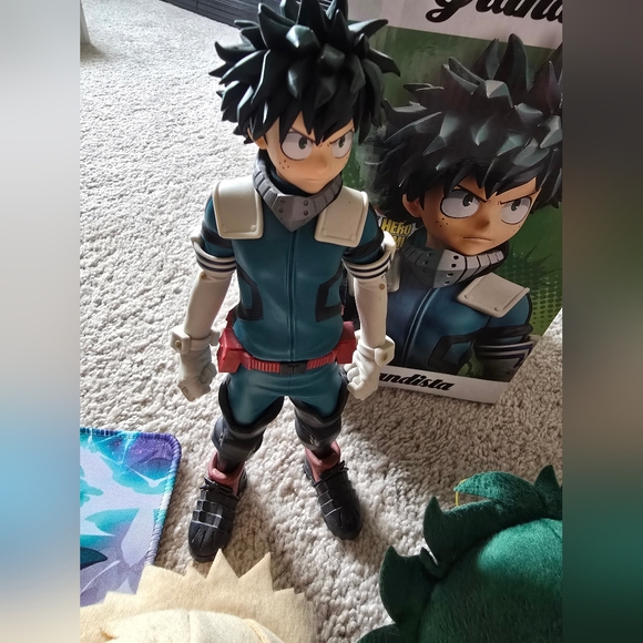 My Hero Acadamia bundle/ Deku & Bakudo plushie Deku Pop figure mouse pad &figure - Picture 11 of 12
